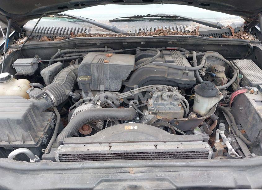 Photo 10 of 2002 Ford Explorer EDDIE BAUER (VIN 1FMZU74E82UA67267)