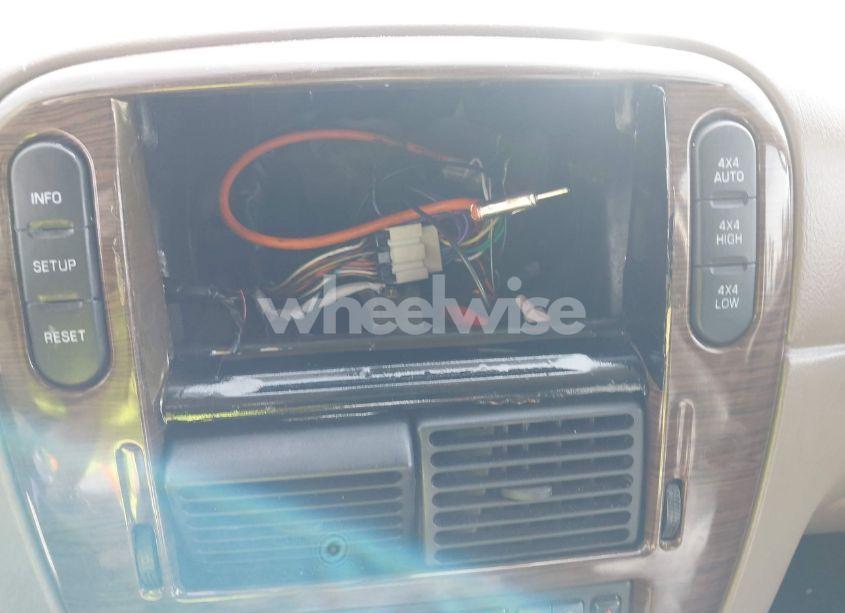 Photo 12 of 2003 Ford Explorer EDDIE BAUER (VIN 1FMZU74EX3UA66333)