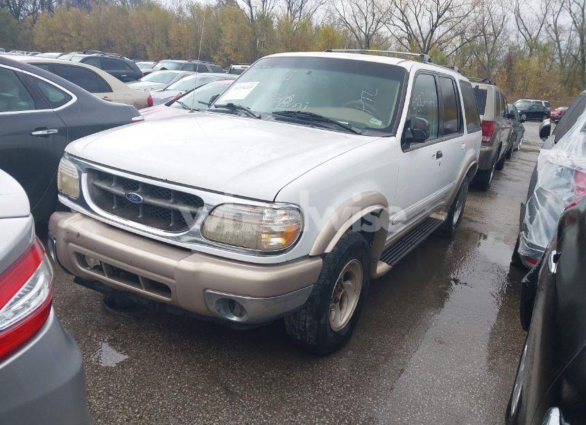 Photo 2 of 2000 Ford Explorer EDDIE BAUER (VIN 1FMZU74EXYZA59442)