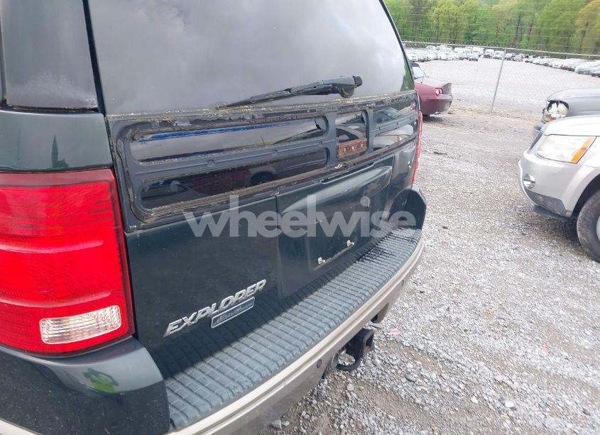 Photo 13 of 2004 Ford Explorer EDDIE BAUER (VIN 1FMZU74K14ZA93639)