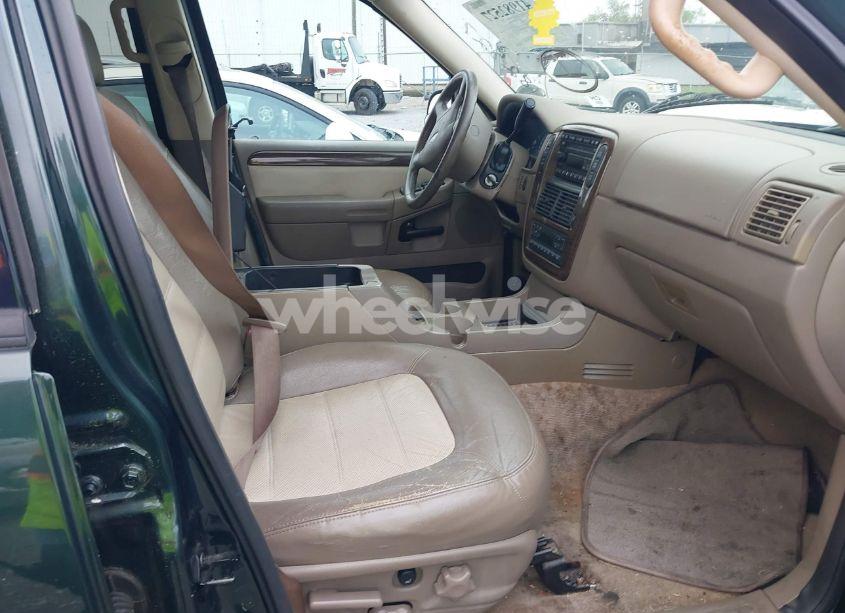 Photo 5 of 2004 Ford Explorer EDDIE BAUER (VIN 1FMZU74K14ZA93639)