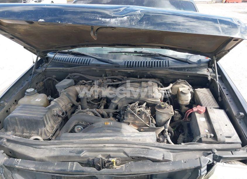 Photo 10 of 2005 Ford Explorer EDDIE BAUER (VIN 1FMZU74K15UA92716)