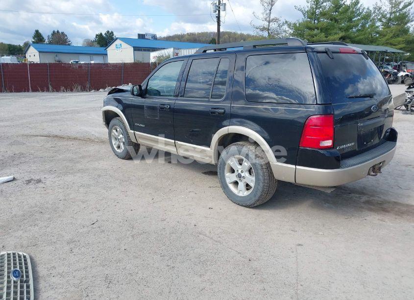 Photo 3 of 2005 Ford Explorer EDDIE BAUER (VIN 1FMZU74K15UA92716)