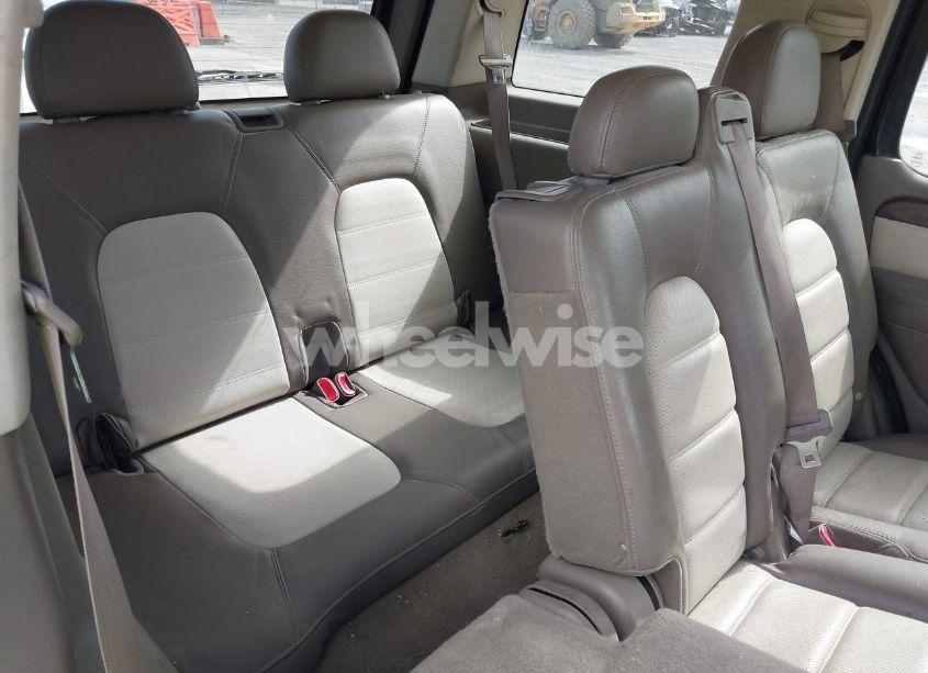 Photo 8 of 2005 Ford Explorer EDDIE BAUER (VIN 1FMZU74K15UA92716)