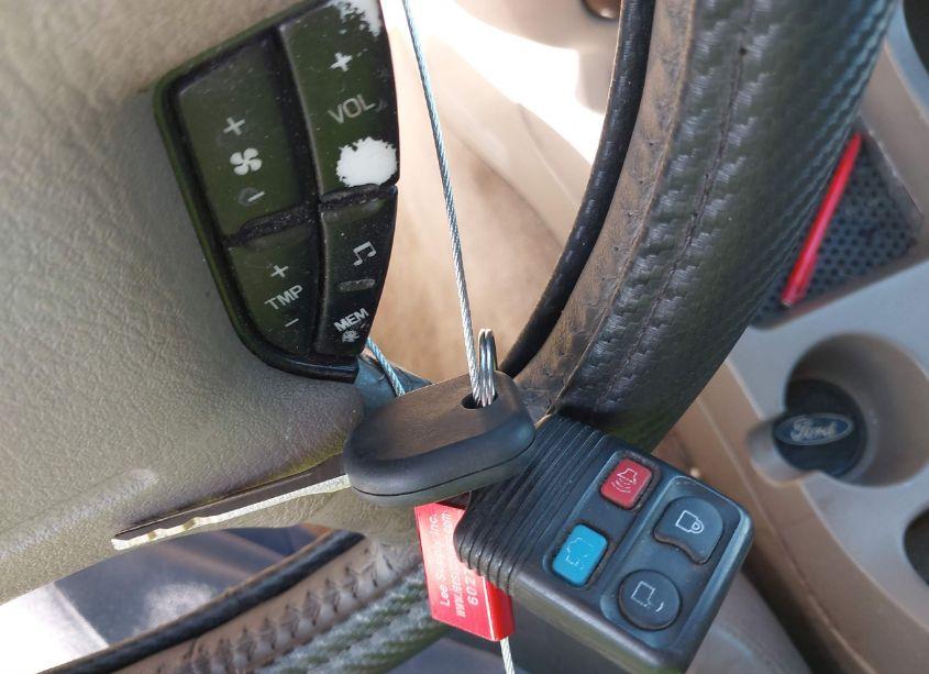 Photo 11 of 2004 Ford Explorer EDDIE BAUER (VIN 1FMZU74K44UA95849)