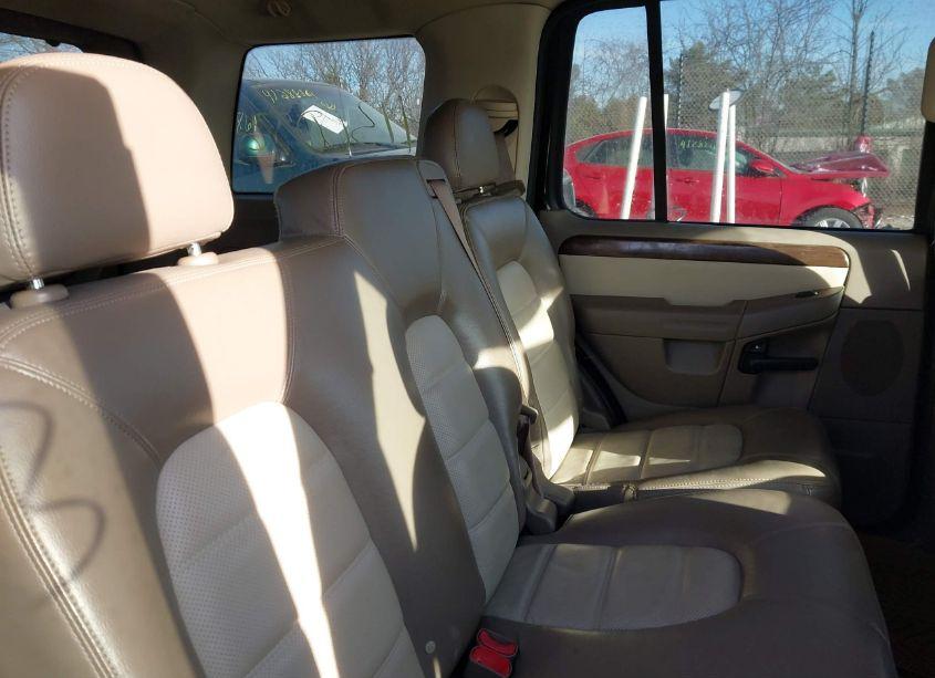 Photo 13 of 2005 Ford Explorer EDDIE BAUER (VIN 1FMZU74K85UB05347)