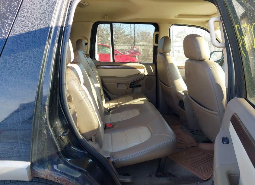 Photo 8 of 2005 Ford Explorer EDDIE BAUER (VIN 1FMZU74K85UB05347)