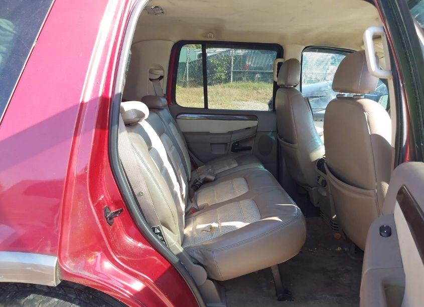 Photo 8 of 2002 Ford Explorer EDDIE BAUER (VIN 1FMZU74K92ZC61928)