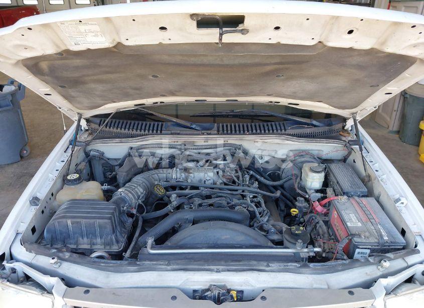 Photo 10 of 2005 Ford Explorer EDDIE BAUER (VIN 1FMZU74W15UB43523)