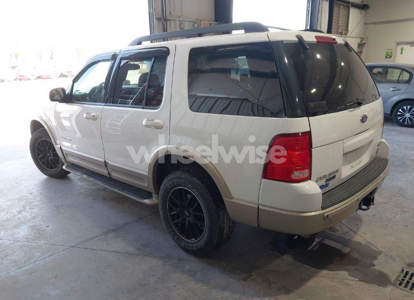 Photo 3 of 2005 Ford Explorer EDDIE BAUER (VIN 1FMZU74W15UB43523)