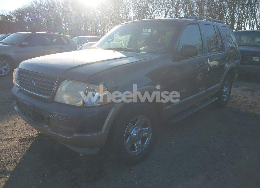 2002 Ford Explorer EDDIE BAUER (VIN 1FMZU74W32UA41460) main photo