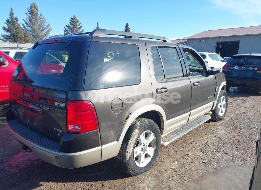 Photo 4 of 2005 Ford Explorer EDDIE BAUER (VIN 1FMZU74W85UA71901)