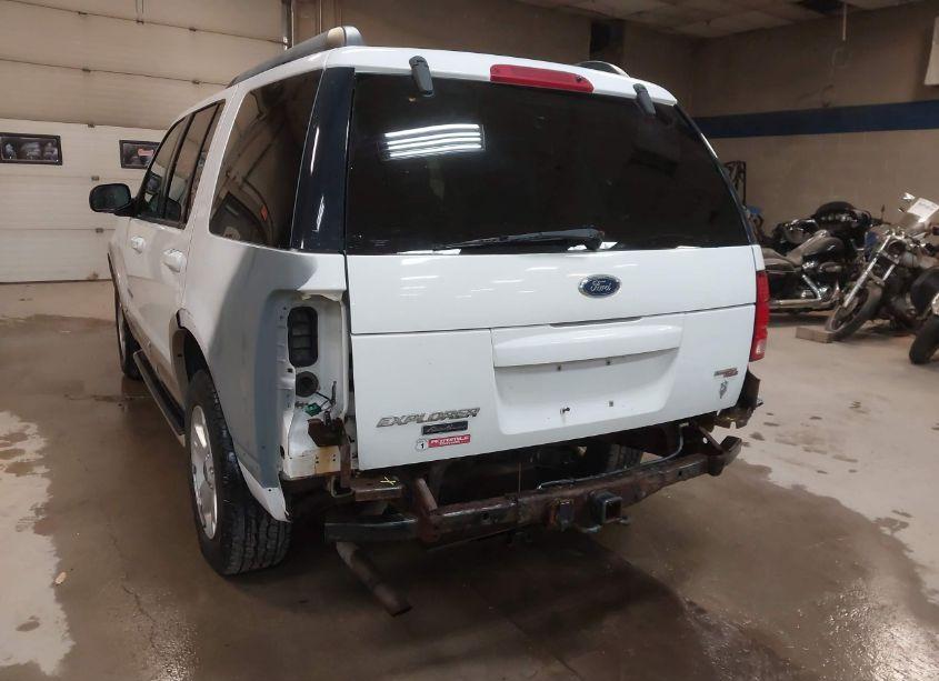 Photo 6 of 2005 Ford Explorer EDDIE BAUER (VIN 1FMZU74WX5ZA47845)