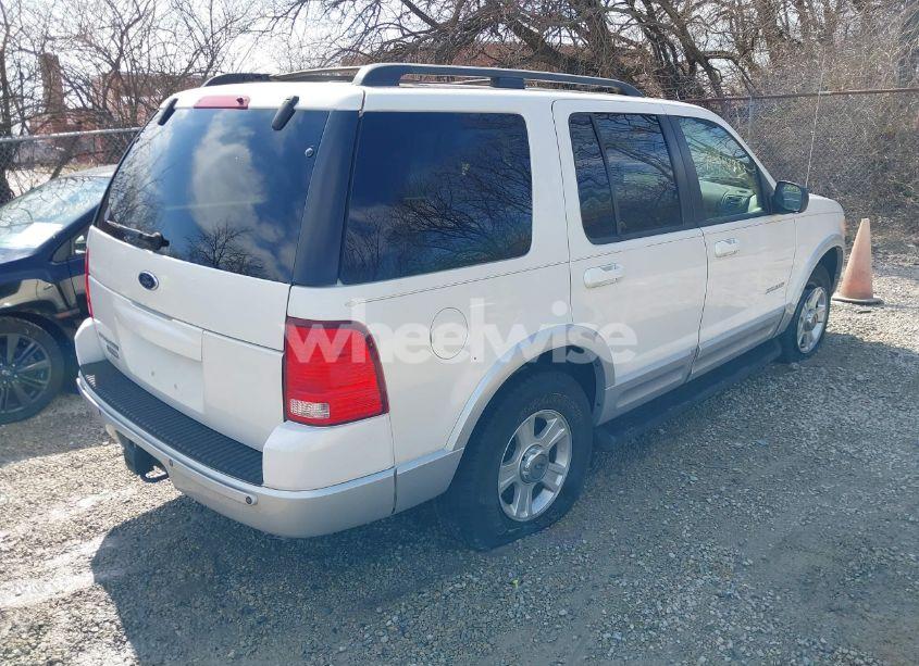 Photo 4 of 2002 Ford Explorer LIMITED (VIN 1FMZU75E12ZA77334)