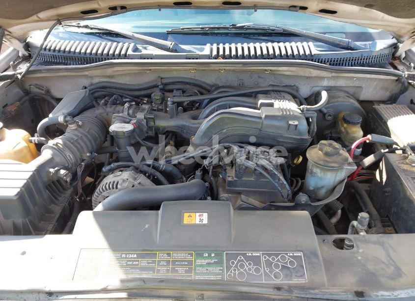 Photo 10 of 2004 Ford Explorer LIMITED (VIN 1FMZU75K44UA59805)