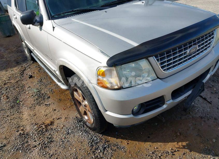 Photo 6 of 2004 Ford Explorer LIMITED (VIN 1FMZU75K44UA59805)