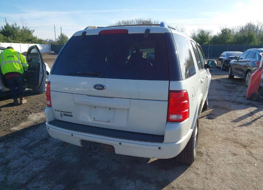 Photo 4 of 2004 Ford Explorer LIMITED (VIN 1FMZU75W34ZA80280)