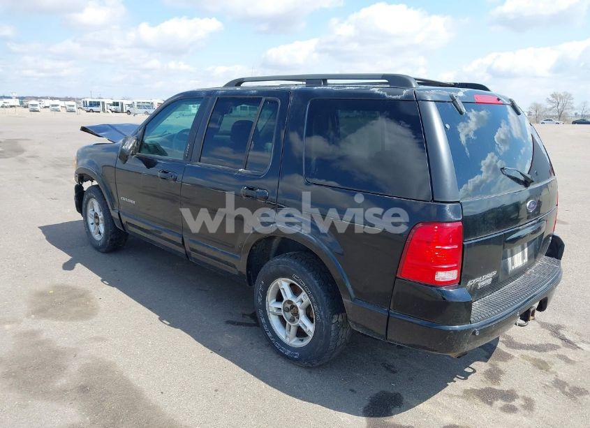 Photo 3 of 2002 Ford Explorer LIMITED (VIN 1FMZU75W82ZA59986)