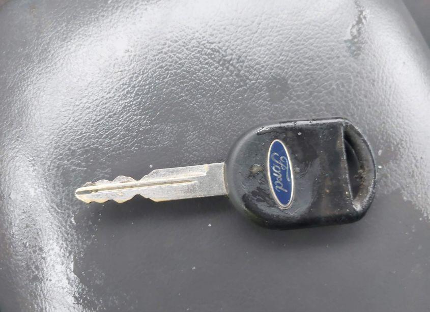 Photo 11 of 2001 Ford Explorer SPORT TRAC (VIN 1FMZU77E11UC70933)