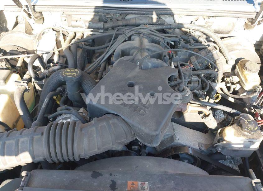 Photo 10 of 2003 Ford Explorer SPORT TRAC XLS/XLT (VIN 1FMZU77E13UC07611)