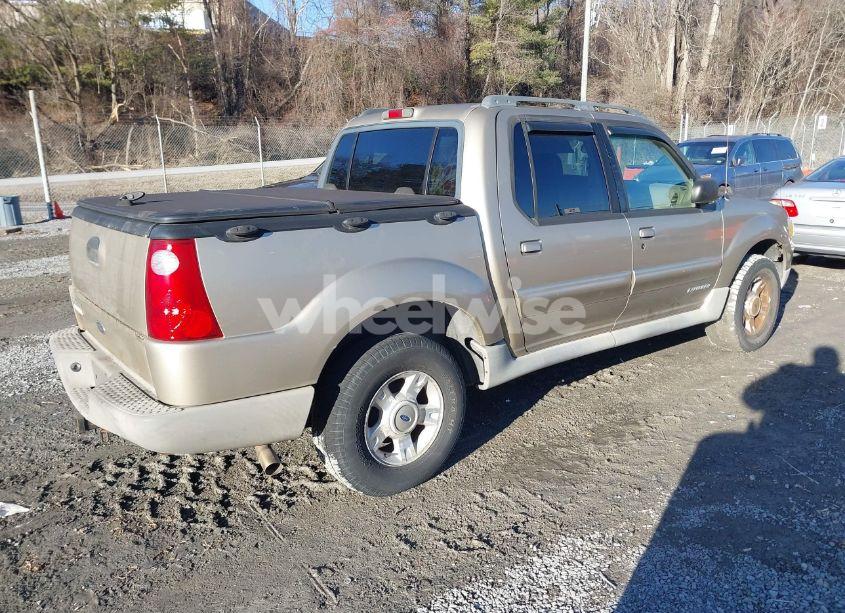 Photo 4 of 2002 Ford Explorer SPORT TRAC (VIN 1FMZU77E22UB86217)