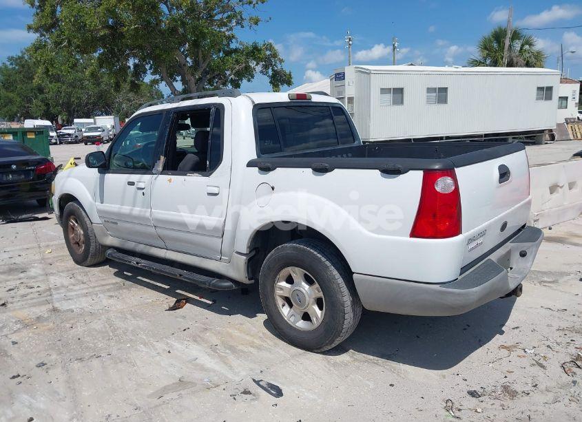 Photo 3 of 2002 Ford Explorer SPORT TRAC (VIN 1FMZU77E22UD24886)