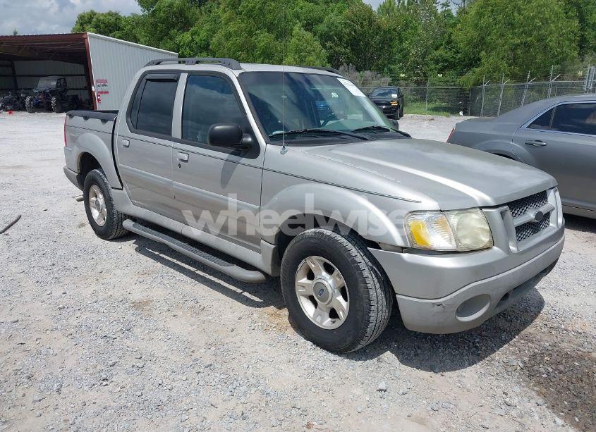2003 Ford Explorer SPORT TRAC XLS/XLT (VIN 1FMZU77E23UA64779) main photo