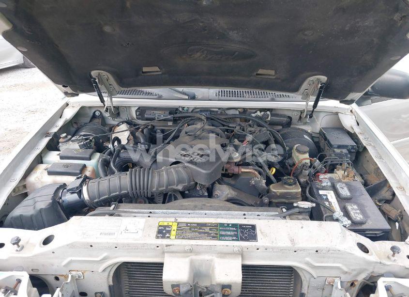 Photo 10 of 2003 Ford Explorer SPORT TRAC XLS/XLT (VIN 1FMZU77E23UA64779)