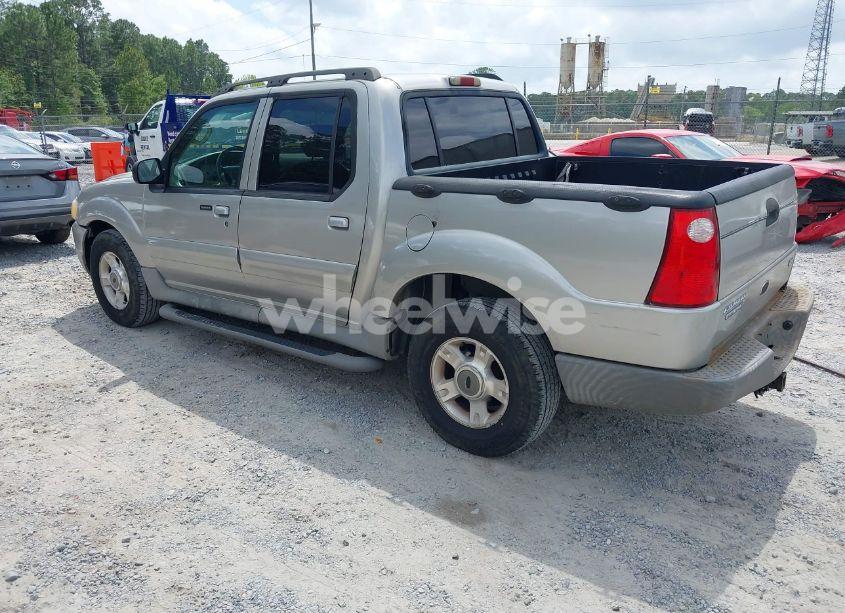 Photo 3 of 2003 Ford Explorer SPORT TRAC XLS/XLT (VIN 1FMZU77E23UA64779)