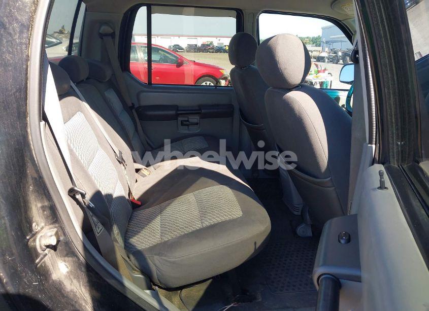 Photo 8 of 2003 Ford Explorer SPORT TRAC XLS/XLT (VIN 1FMZU77E23UB74361)