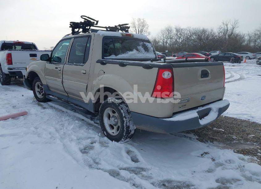 Photo 3 of 2003 Ford Explorer SPORT TRAC XLS/XLT (VIN 1FMZU77E33UA31967)