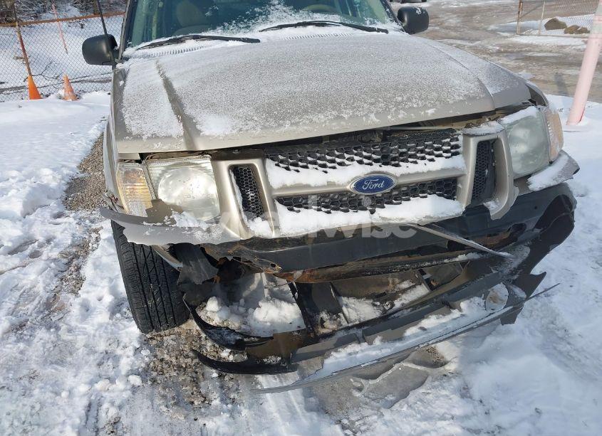 Photo 6 of 2003 Ford Explorer SPORT TRAC XLS/XLT (VIN 1FMZU77E33UA31967)