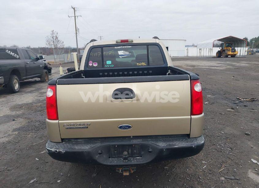 Photo 16 of 2003 Ford Explorer SPORT TRAC XLS/XLT (VIN 1FMZU77E33UB19417)