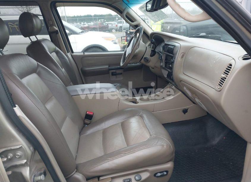 Photo 5 of 2003 Ford Explorer SPORT TRAC XLS/XLT (VIN 1FMZU77E33UB19417)