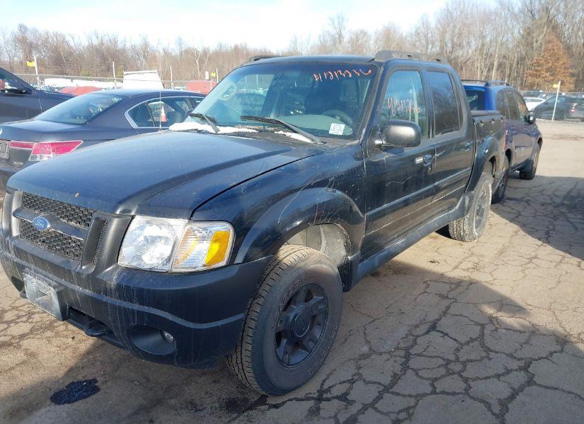 Photo 2 of 2003 Ford Explorer SPORT TRAC XLS/XLT (VIN 1FMZU77E33UB66740)