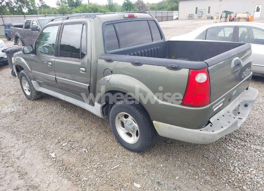 Photo 3 of 2002 Ford Explorer SPORT TRAC (VIN 1FMZU77E42UC02871)