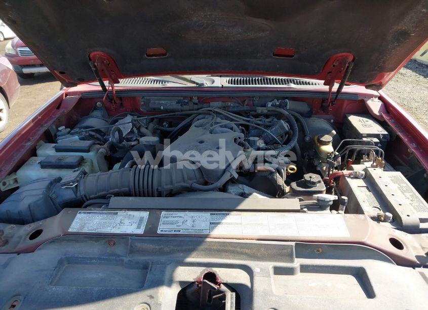 Photo 10 of 2002 Ford Explorer SPORT TRAC (VIN 1FMZU77E42UC47146)