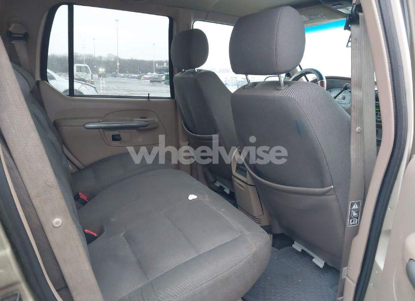 Photo 8 of 2002 Ford Explorer SPORT TRAC (VIN 1FMZU77E52UB75812)