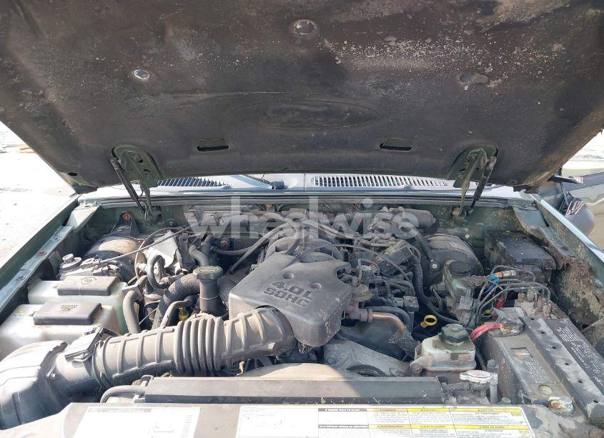 Photo 10 of 2002 Ford Explorer SPORT TRAC (VIN 1FMZU77E62UB76225)