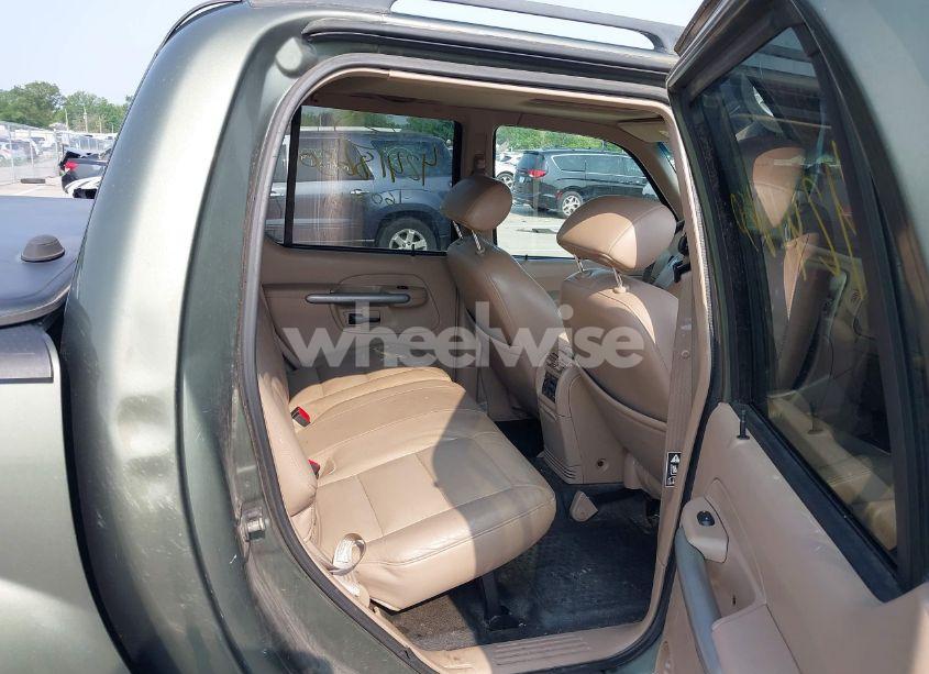 Photo 8 of 2002 Ford Explorer SPORT TRAC (VIN 1FMZU77E62UB76225)