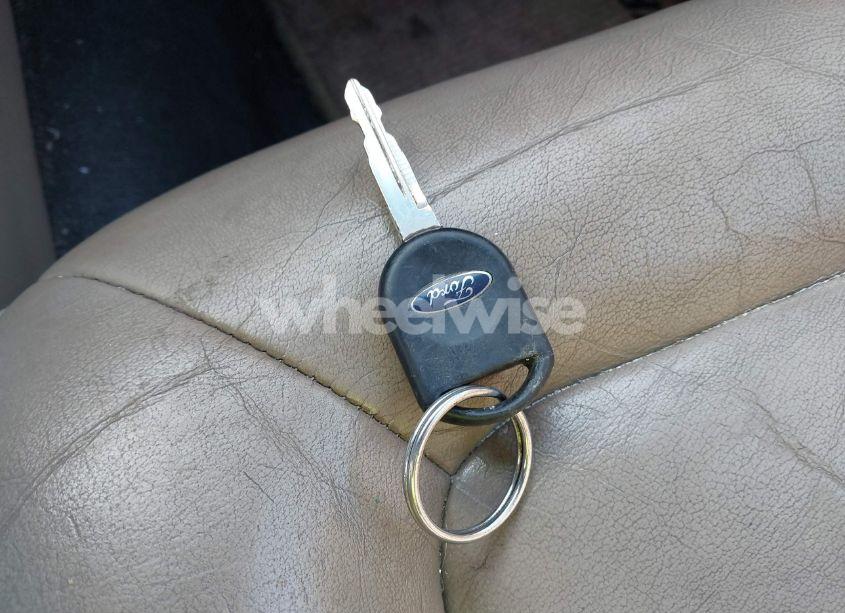 Photo 11 of 2002 Ford Explorer SPORT TRAC (VIN 1FMZU77E62UC19638)