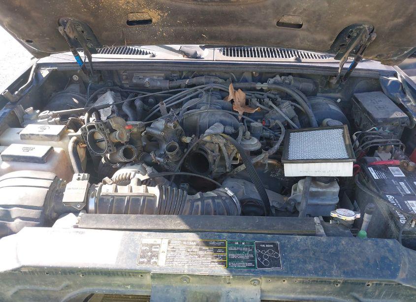 Photo 10 of 2002 Ford Explorer SPORT TRAC (VIN 1FMZU77E62UD43098)