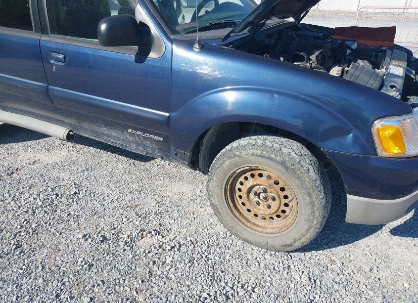 Photo 6 of 2002 Ford Explorer SPORT TRAC (VIN 1FMZU77E62UD43098)