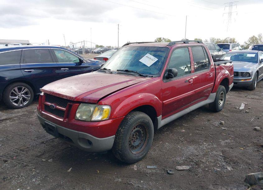 Photo 2 of 2003 Ford Explorer SPORT TRAC XLS/XLT (VIN 1FMZU77E63UA39545)