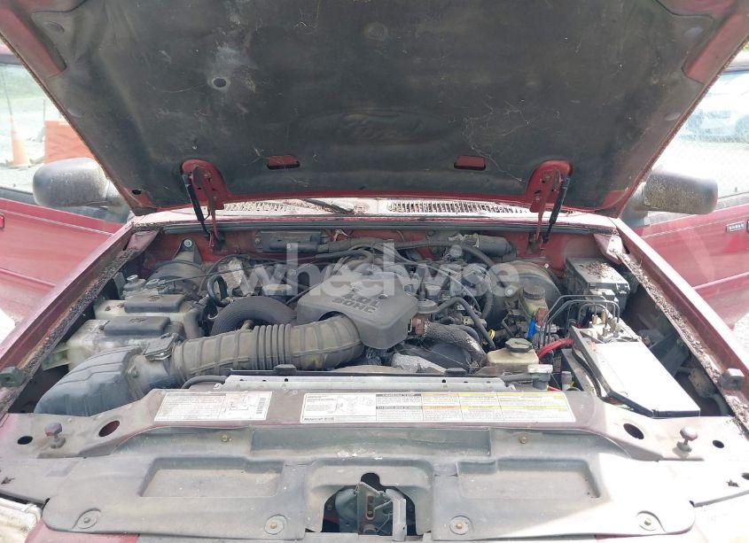 Photo 10 of 2001 Ford Explorer SPORT TRAC (VIN 1FMZU77E71UB98216)