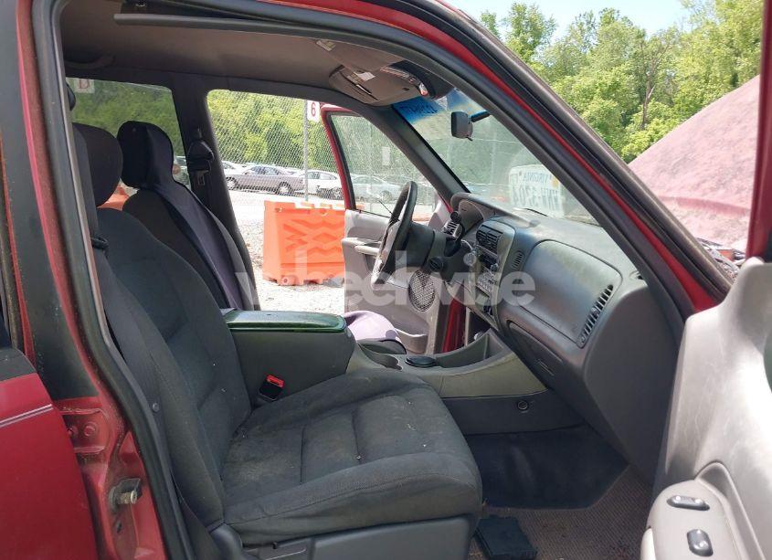 Photo 5 of 2001 Ford Explorer SPORT TRAC (VIN 1FMZU77E71UB98216)