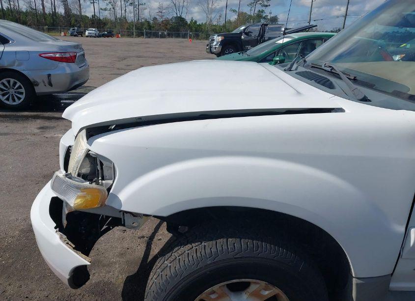 Photo 6 of 2001 Ford Explorer SPORT TRAC (VIN 1FMZU77E81UB44679)