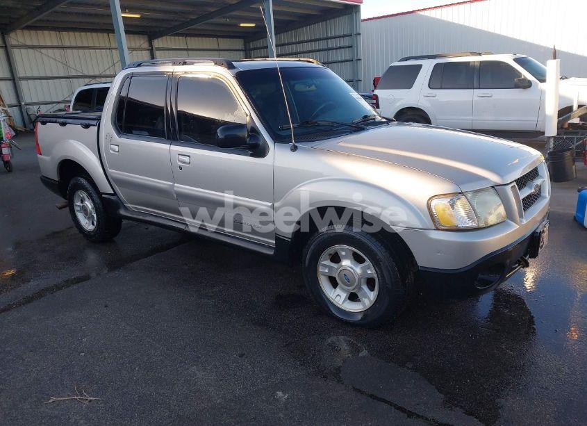 2002 Ford Explorer SPORT TRAC (VIN 1FMZU77E82UD15626) main photo