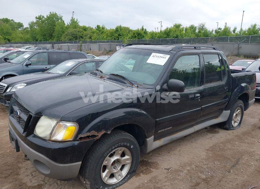 Photo 6 of 2002 Ford Explorer SPORT TRAC (VIN 1FMZU77E82UD42938)