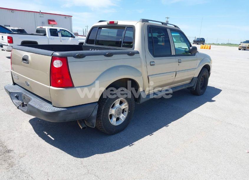 Photo 4 of 2003 Ford Explorer SPORT TRAC XLS/XLT (VIN 1FMZU77E83UA65631)